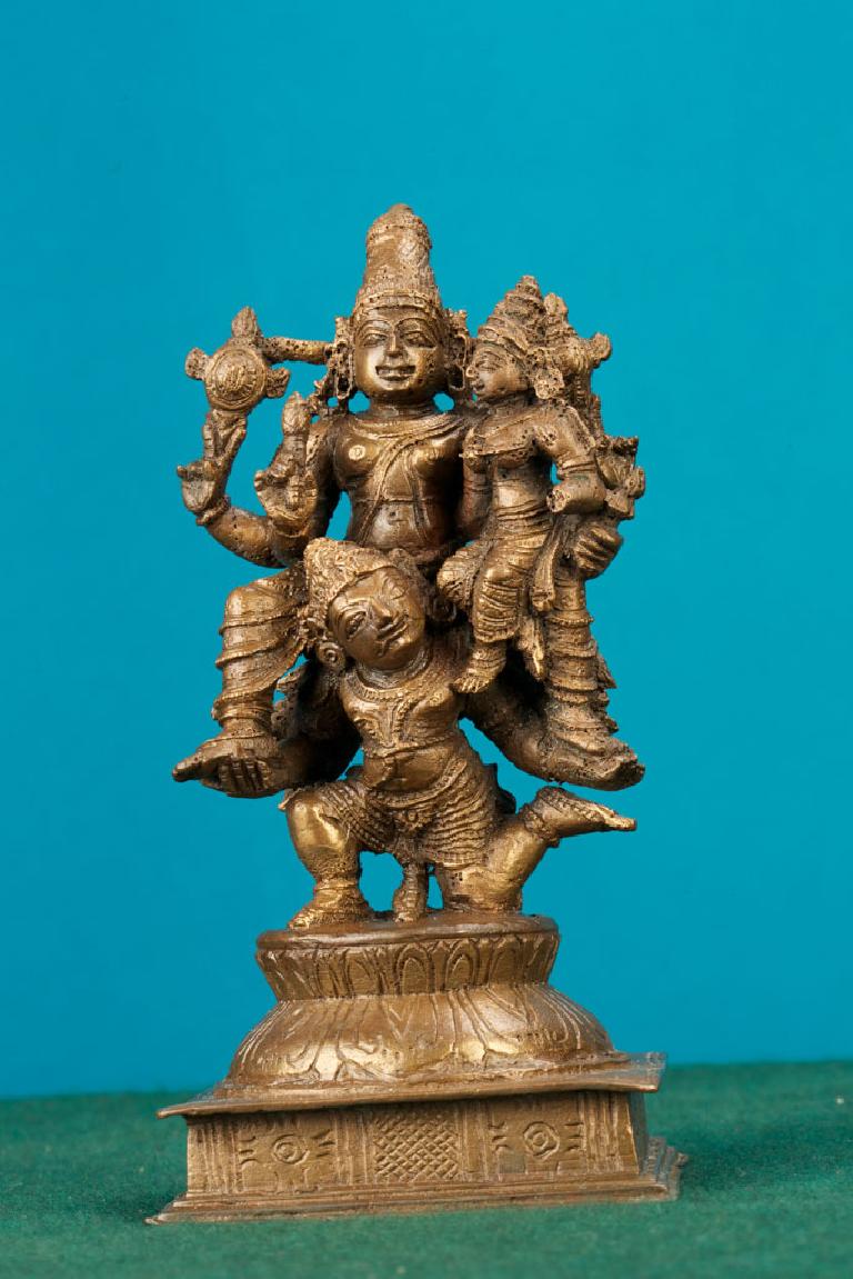 Bronze Image of Lakshmi Narayana | Artifacts of Napier Museum ...